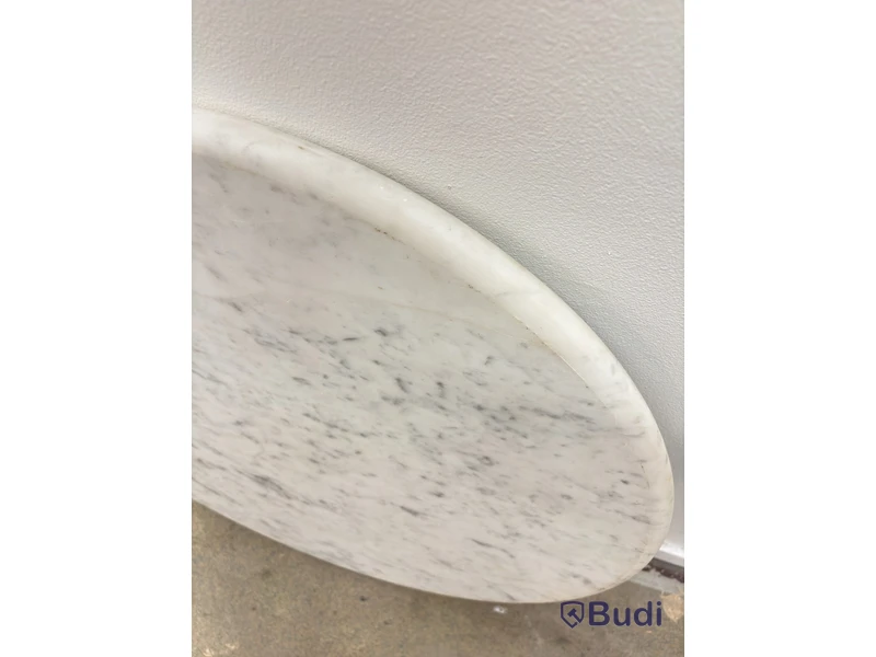 2 marble tops