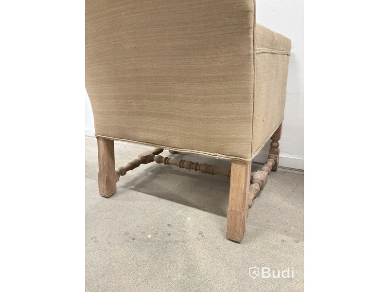 2 Chairs