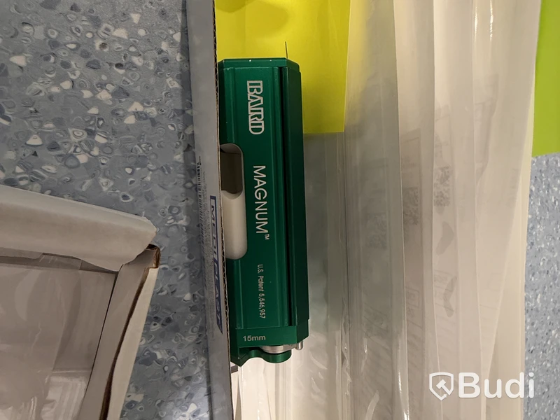 Biopsiinstrument Bard Magnum, med nålar