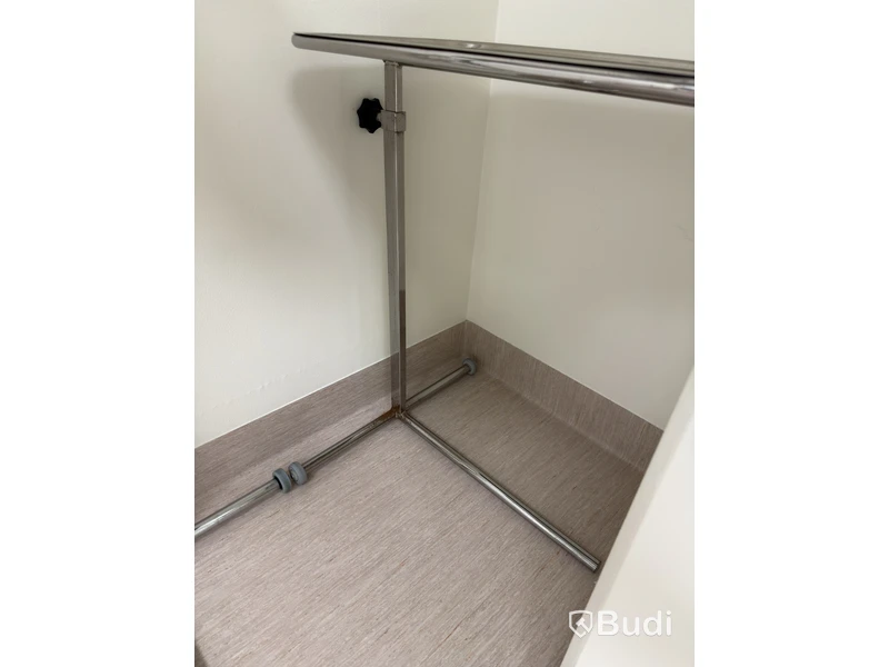 2 avlastningsbord i rostfritt stål