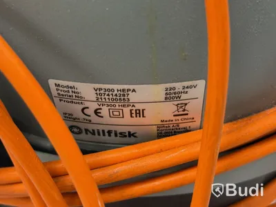 Nilfisk VP300 HEPA vacuum cleaner, 800 W