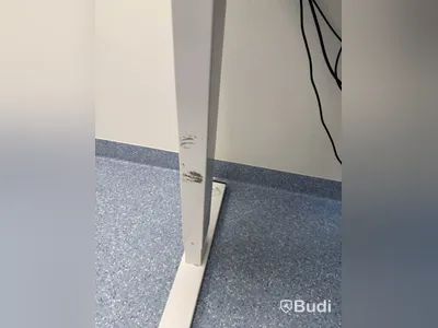 Height-adjustable desk with office chair