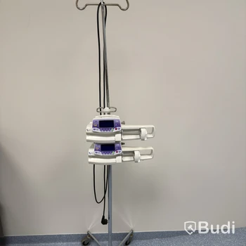 Infusionsställ med två sprutpumpar