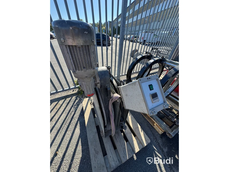 Hydraulic Butt Fusion Welder / Hot Plate Welder for Plastic Pipes (PE/PP)