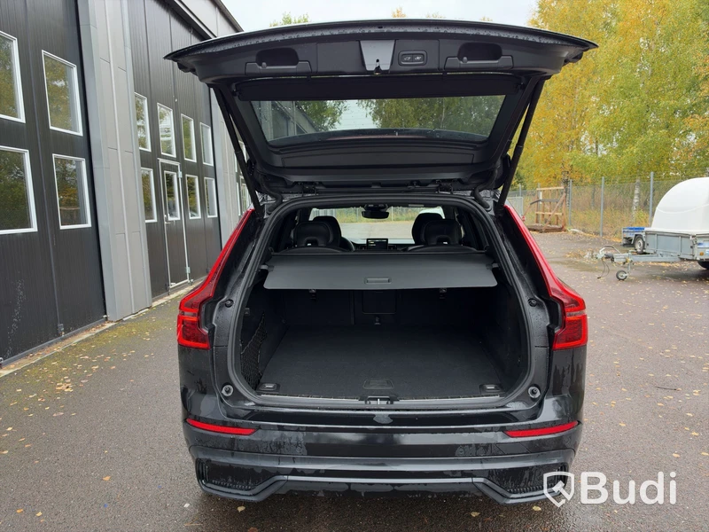 Volvo XC60 Recharge T6 AWD | 20,080 km | 2026