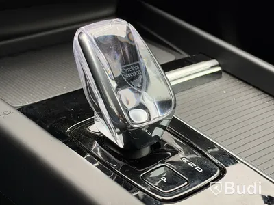 Volvo XC60 Recharge T6 AWD | 20,080 km | 2026