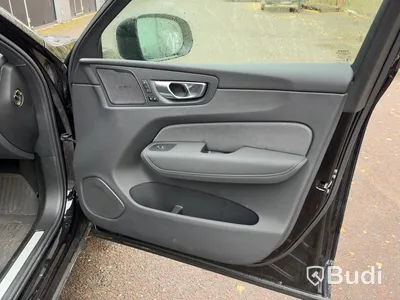 Volvo XC60 Recharge T6 AWD | 20,080 km | 2026