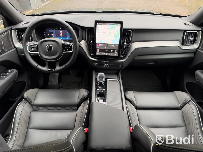 Volvo XC60 Recharge T6 AWD | 20,080 km | 2026