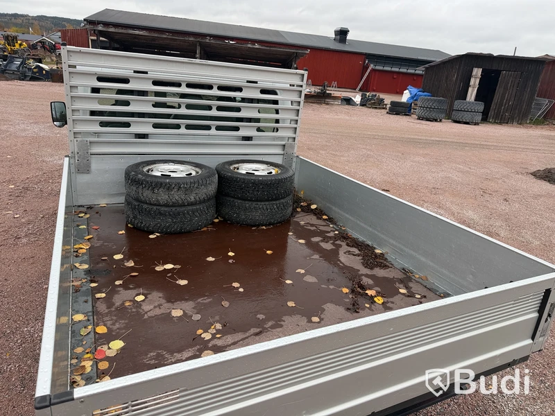 Flatbed truck Ford Transit T300 2.2 TDCi -2012