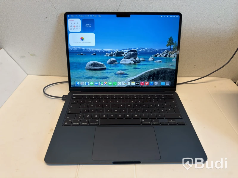 Laptop Apple MacBook Air, M3, 16 GB RAM, 256 GB SSD