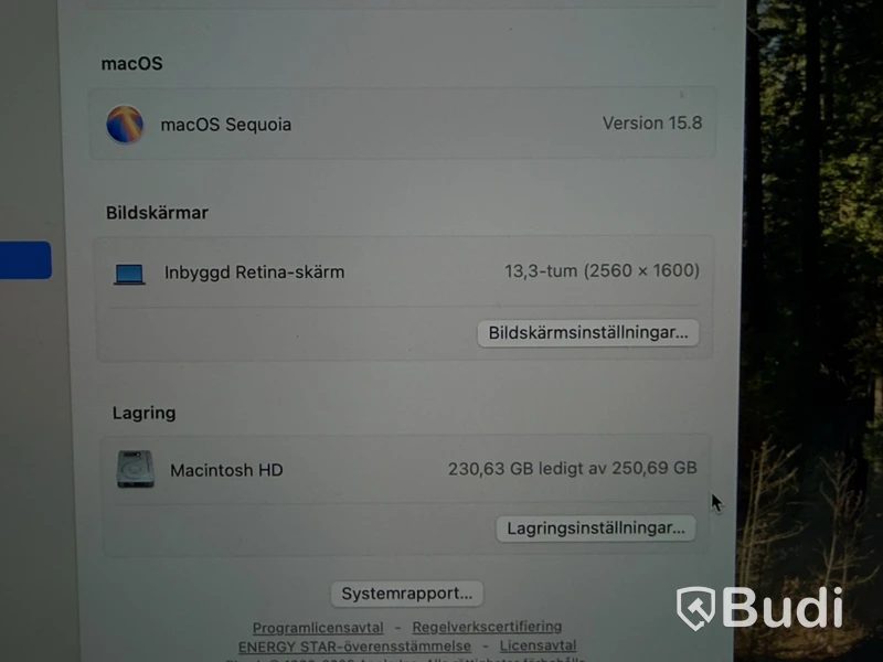 Apple MacBook Air laptop, i3, 8 GB RAM