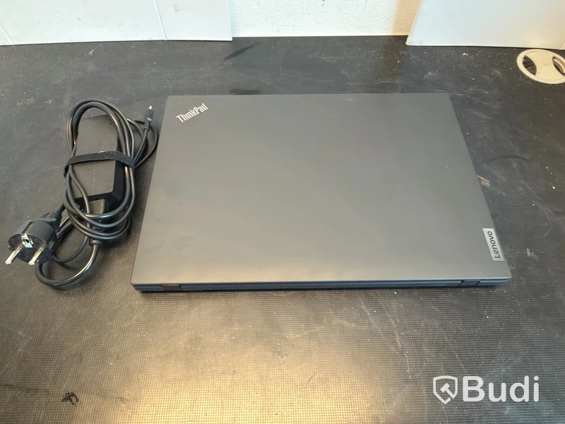 Laptop Lenovo ThinkPad P16s Gen 2, Ryzen 7 PRO, 32 GB RAM