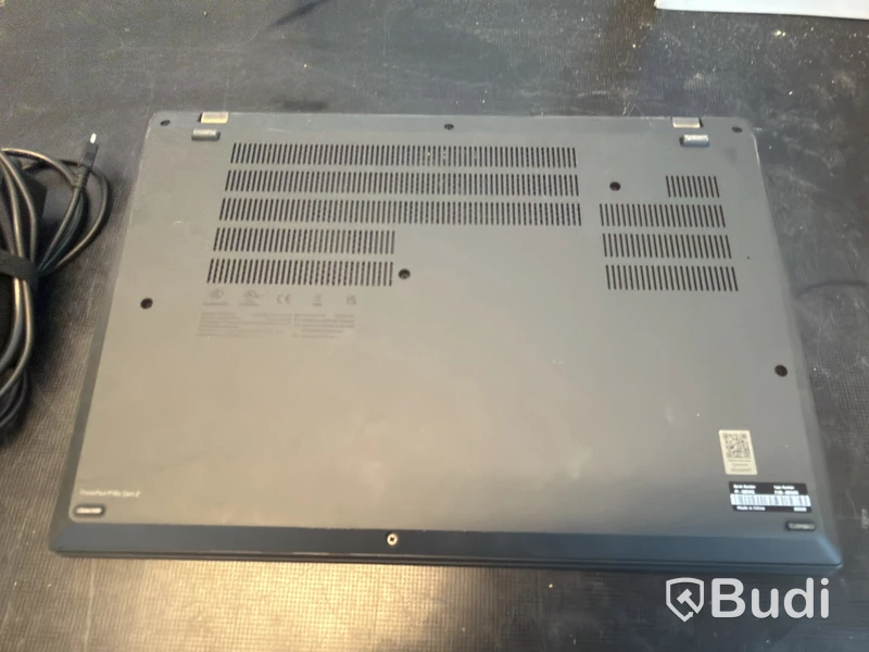 Laptop Lenovo ThinkPad P16s Gen 2, Ryzen 7 PRO, 32 GB RAM