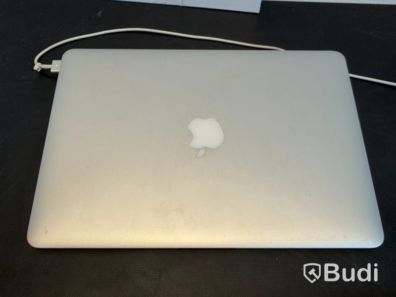 MacBook Air 13-inch, 2017, i5, 8 GB