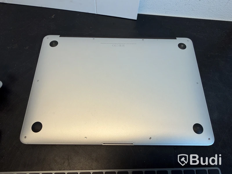 MacBook Air 13-inch, 2017, i5, 8 GB