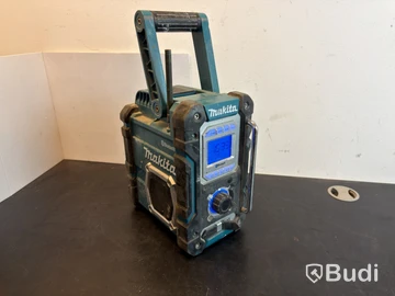 Byggradio Makita DMR108, Bluetooth och FM/AM