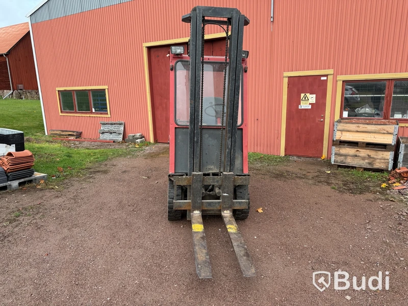 Electric Forklift Lansing Bagnall, 1,250 kg