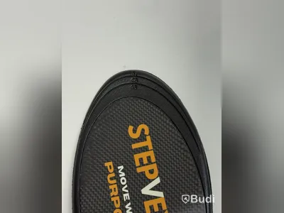 (NEW) 13 pcs. Stepvexer carbon-fiber insoles, size 42-44