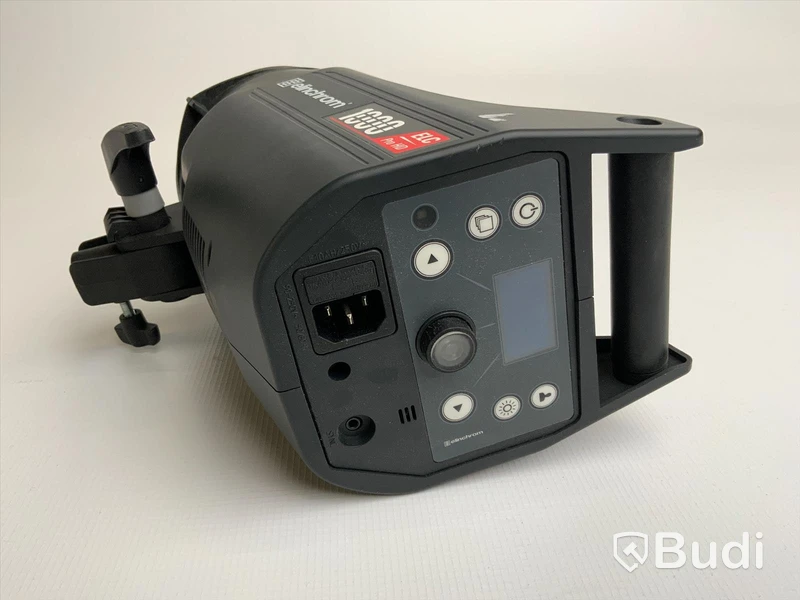 Elinchrom ELC Pro HD 1000. 1st blixtrar, 1st elsladd och 1st syncsladd.