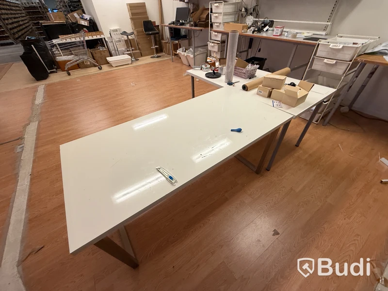 Lot of office furniture and computer equipment, Netgear access points