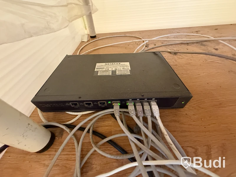 Lot of office furniture and computer equipment, Netgear access points