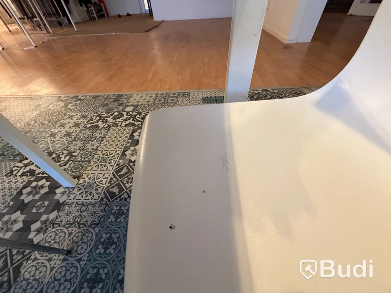 Dining set with white table and 3 chairs