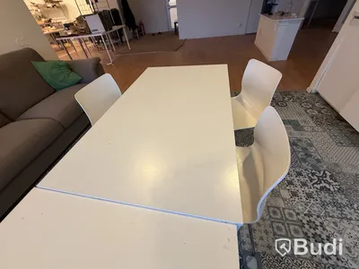 Dining set with white table and 3 chairs