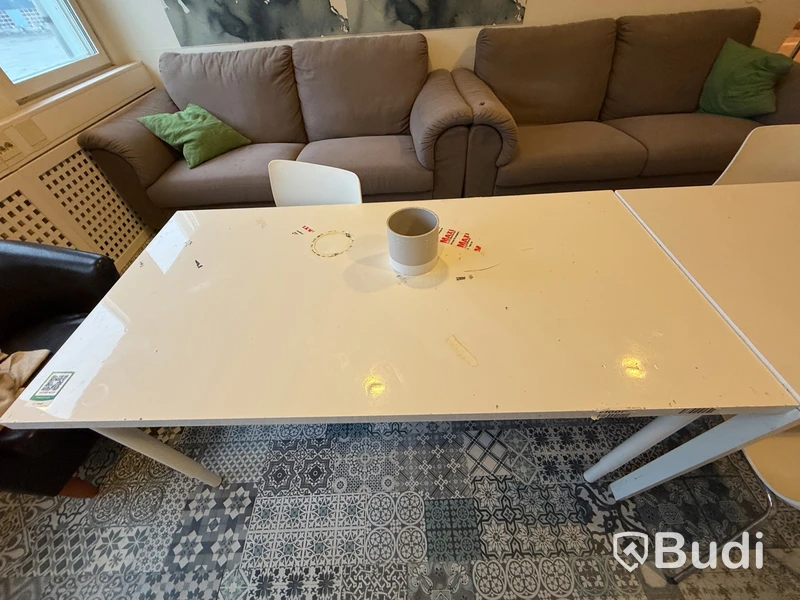 Dining set with white table and 3 chairs