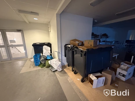 3 st Avfallsbehållare på hjul