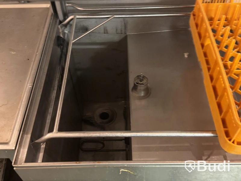 WD-6 huvdiskmaskin samt diskbänkar och diskbackar