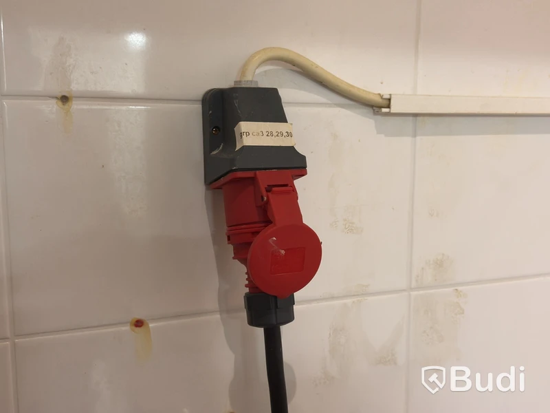 WD-6 huvdiskmaskin samt diskbänkar och diskbackar