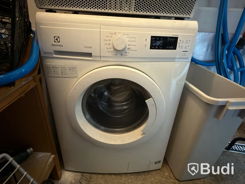 Tvättmaskin samt torktumlare, Electrolux