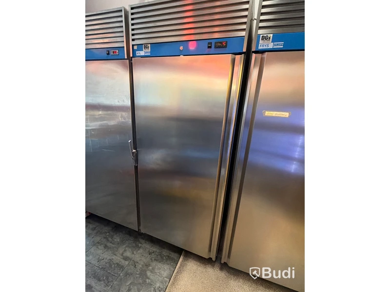 KylCity refrigerator and freezer cabinets, stainless steel