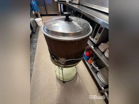Everhot food warmer, wood and metal