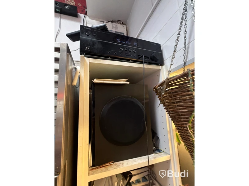 Sound system with Yamaha amplifier