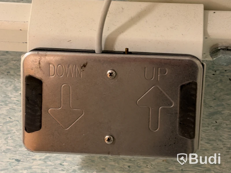 Elektrisk behandlingsbänk Fysiotech Standard