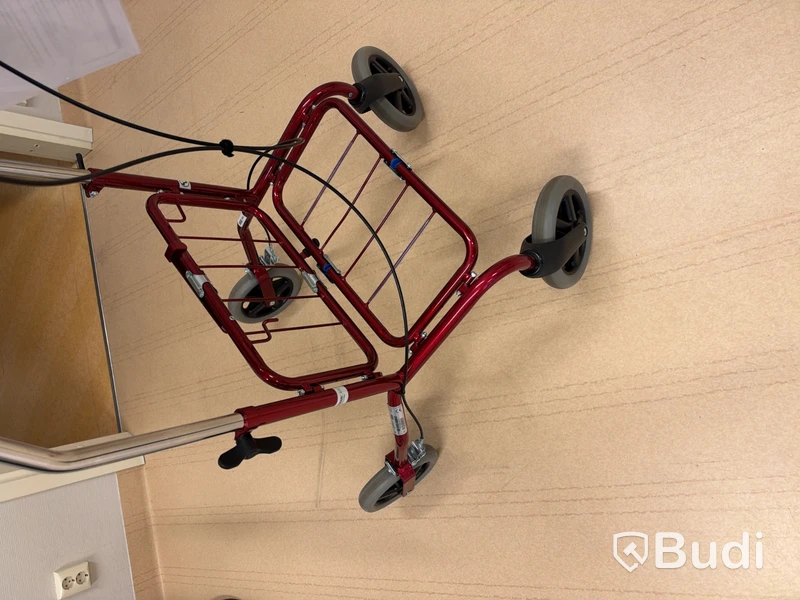 Four-wheeled walker with forearm support