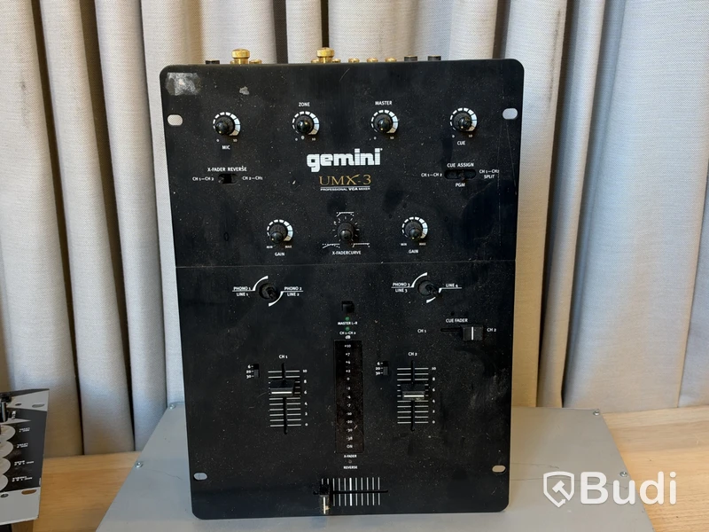DJ-mixrar Gemini och DMX-styrning, 4 delar - Defekta