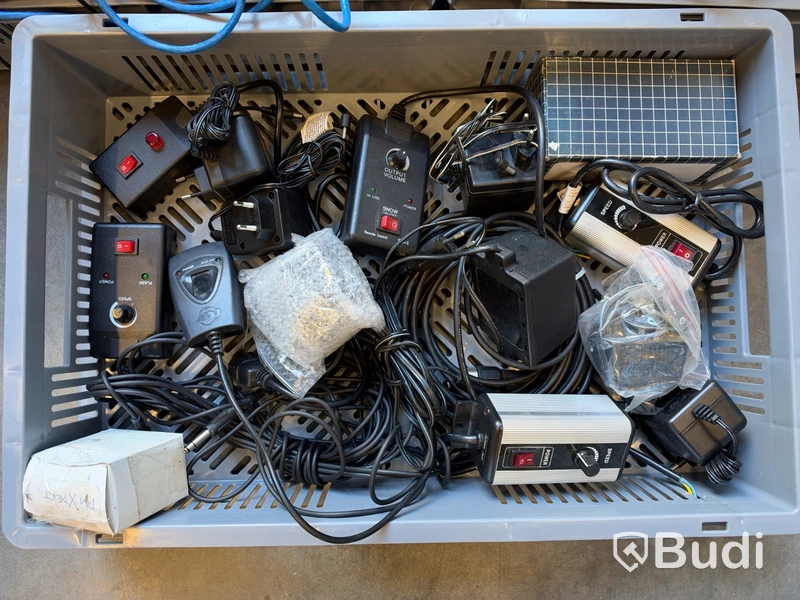 Lot of cables and electronic components