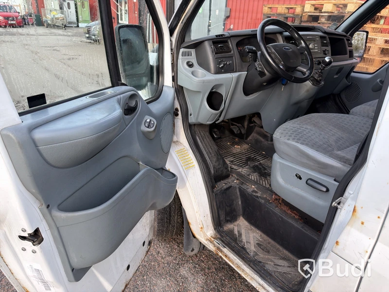 Ford Transit 300 2.2 TDCi Skåp (125hk) -2011