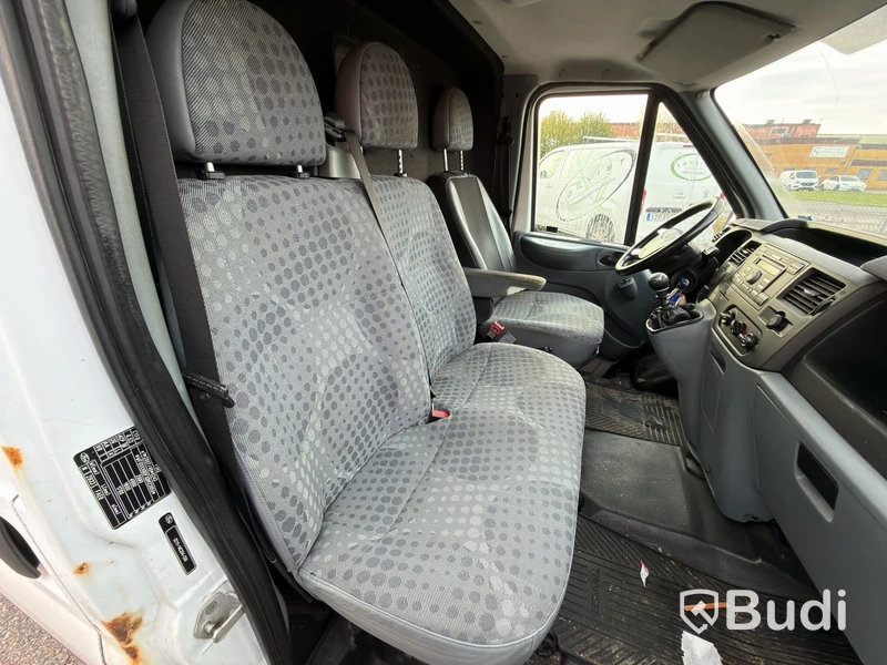 Ford Transit 300 2.2 TDCi Skåp (125hk) -2011