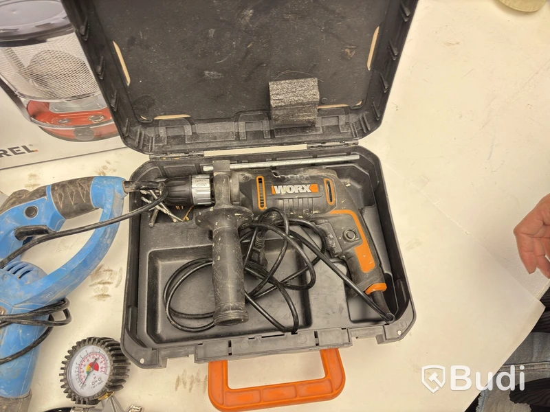 Lot of assorted tools and equipment
