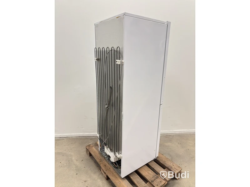 Elvita fridge freezer, 322 litres
