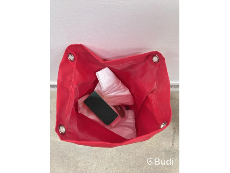 Cleaning trolley incl. assorted cleaning supplies
