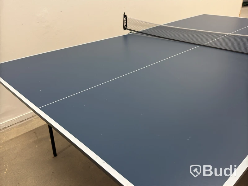 Foldable Stiga table tennis table
