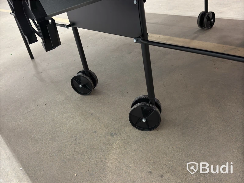 Foldable Stiga table tennis table