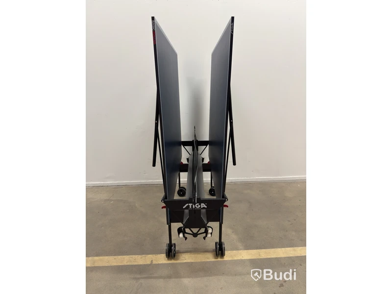 Foldable Stiga table tennis table