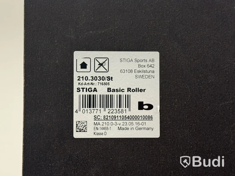 Foldable Stiga table tennis table