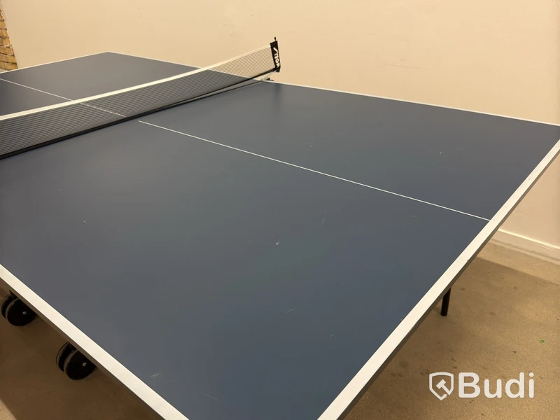 Foldable Stiga table tennis table
