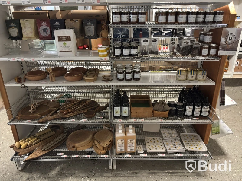 Mixed lot of food items